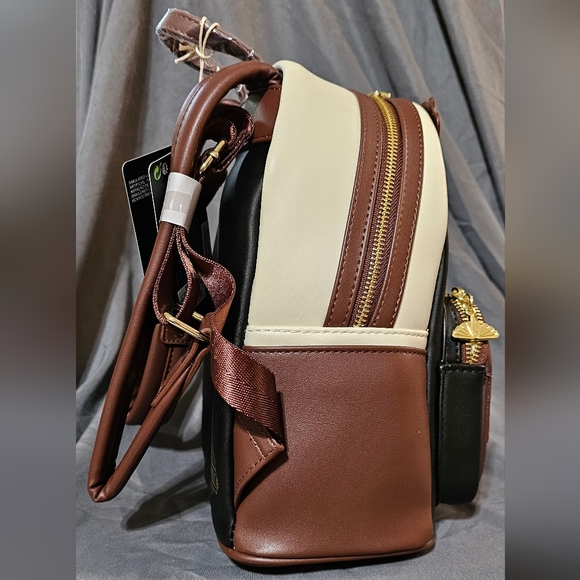 Exclusive - Star Wars: The High Republic Keeve Trennis Cosplay Mini Backpack - Picture 3 of 9